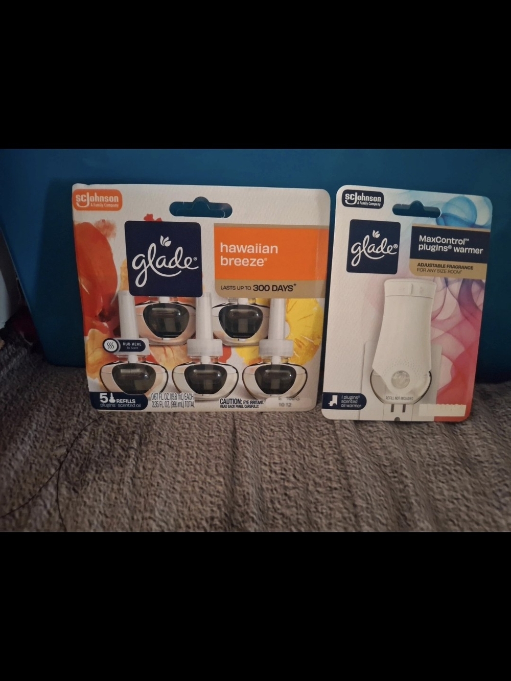 Glade Hawaiian Breeze Plug-In Refills with White Plugin Warmer
